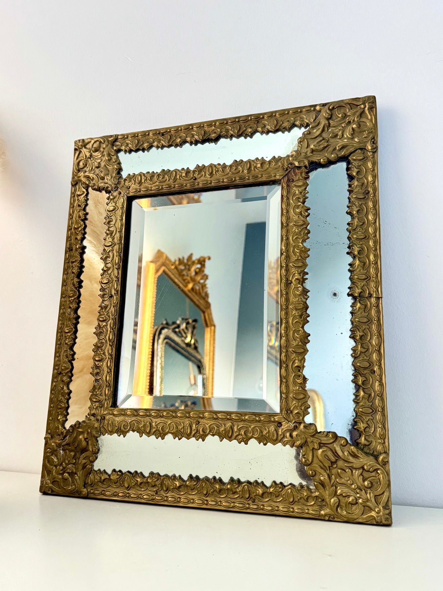 Miroir ancien à parcloses
