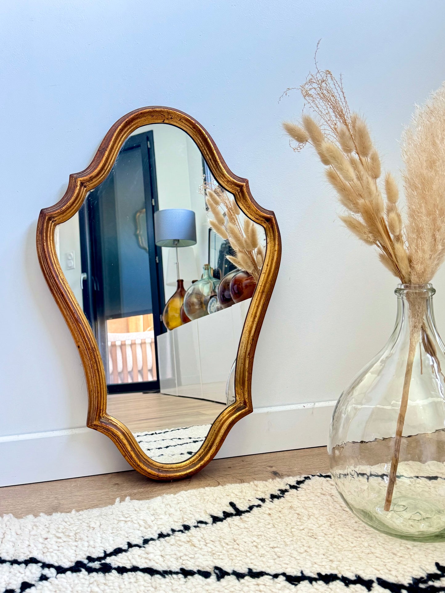 Miroir ancien doré, style baroque