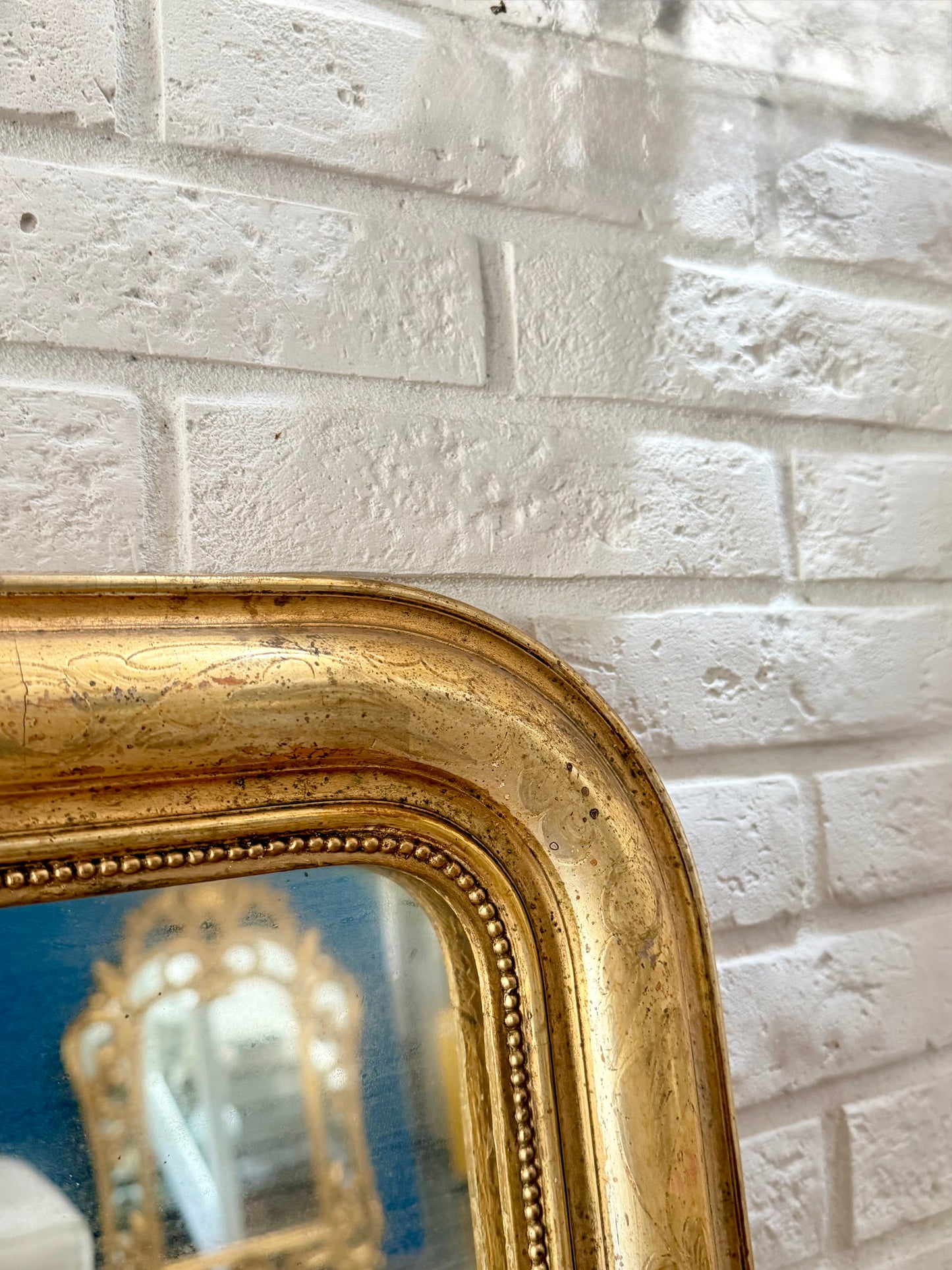 Miroir ancien Louis Philippe doré à la feuille d’or