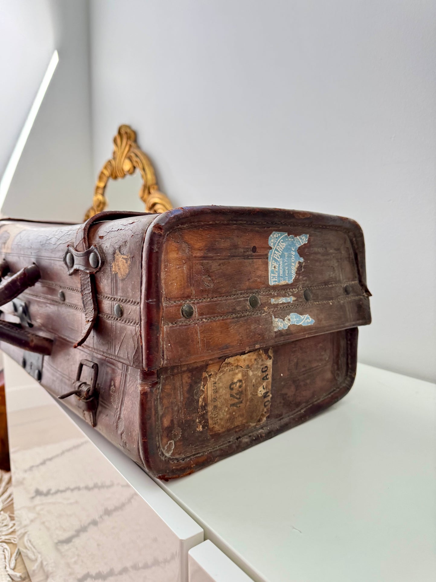 Valise vintage en cuir