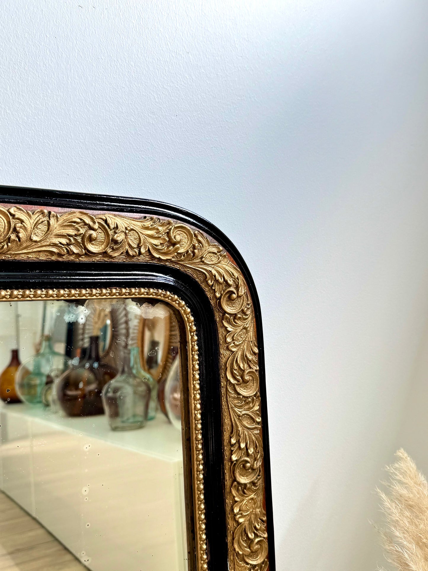 Miroir ancien Louis Philippe noir et doré