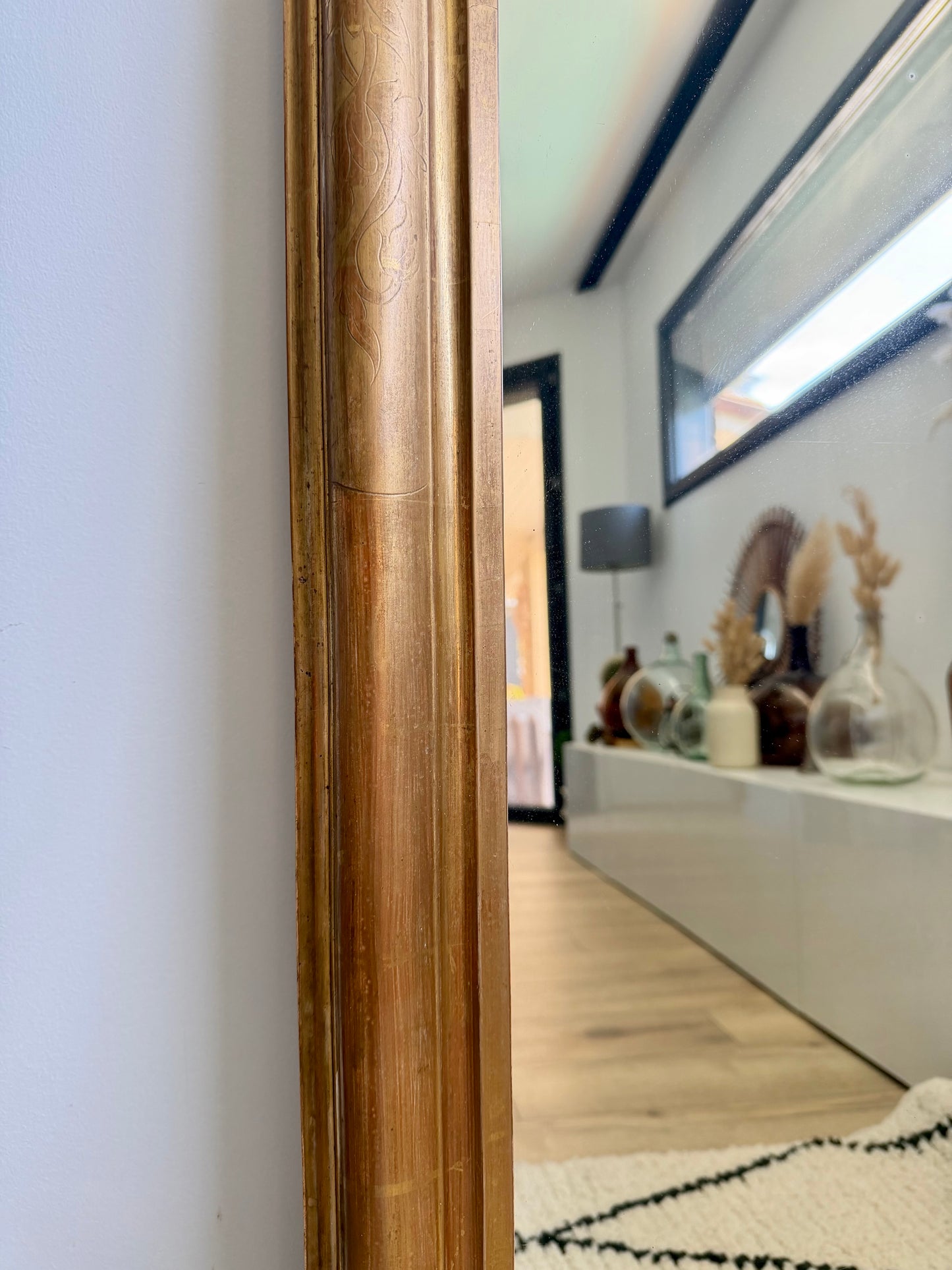 Miroir ancien Louis Philippe doré à la feuille d’or