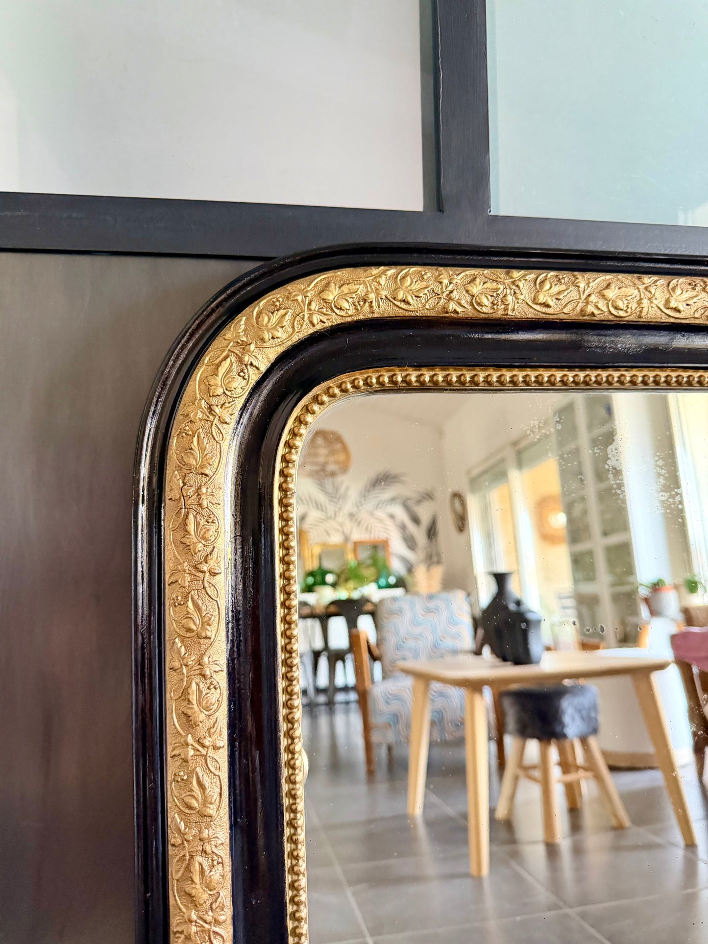 Miroir ancien Louis Philippe noir et doré