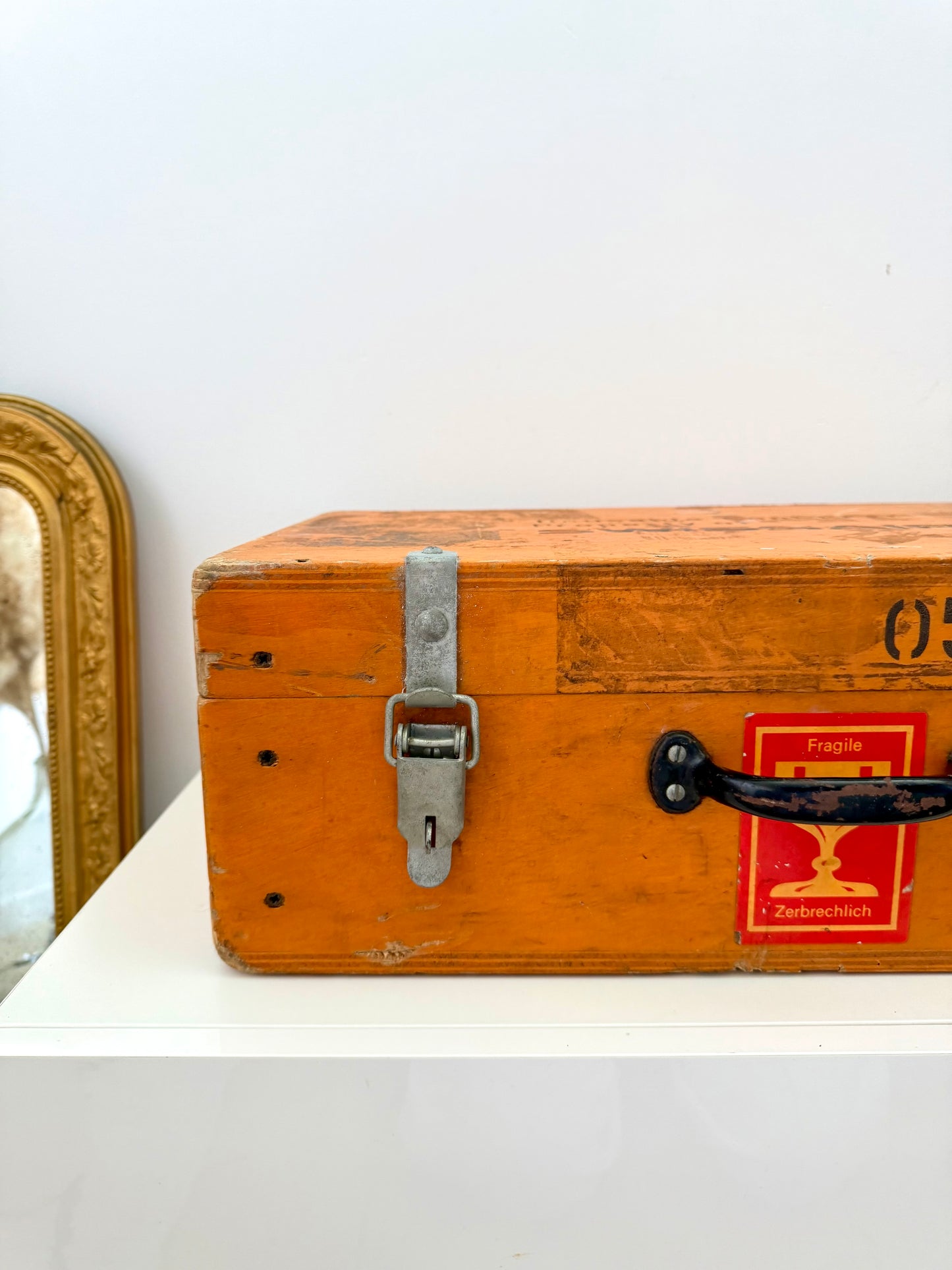 Valise vintage industrielle SWISSAIR