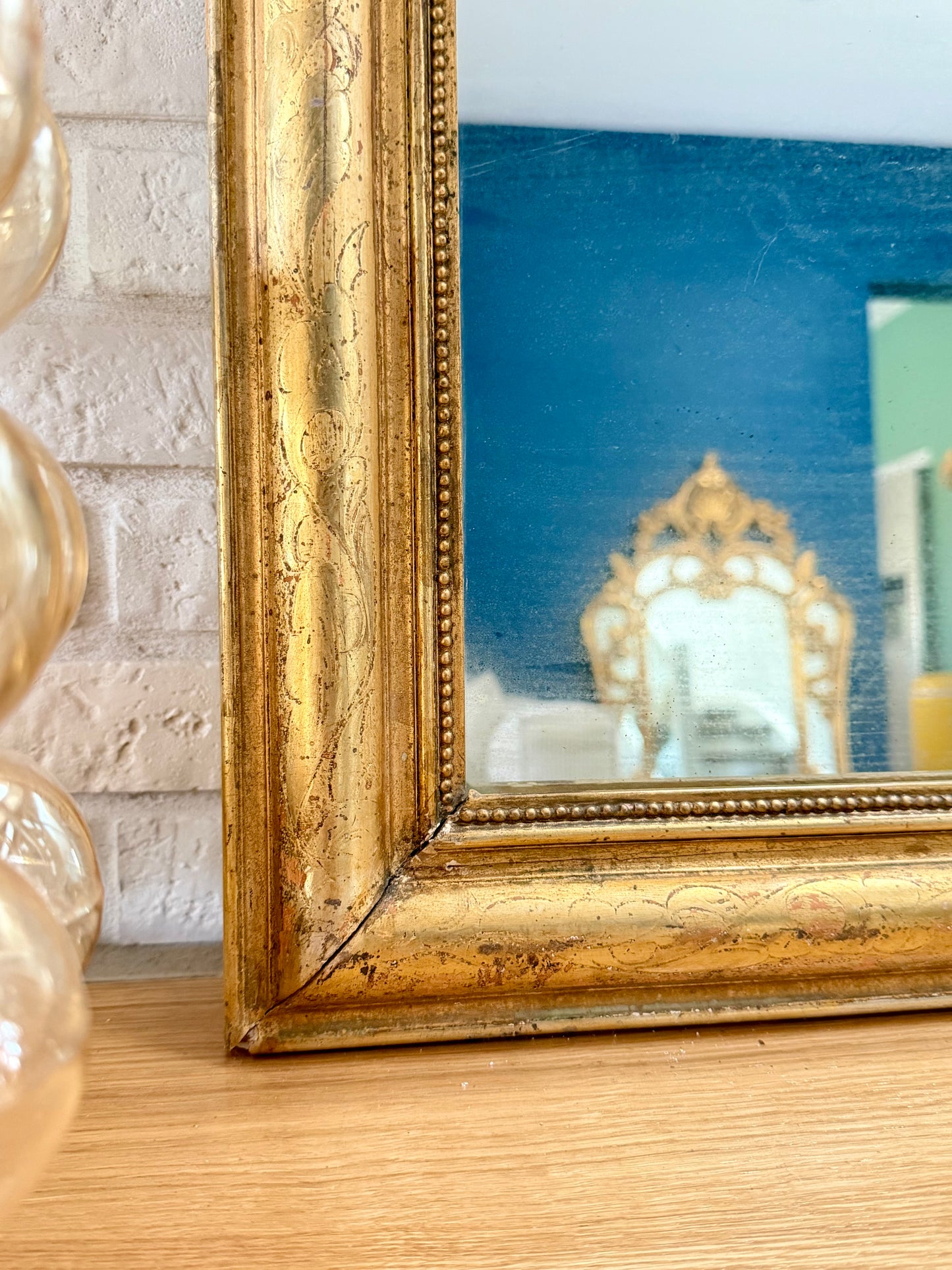 Miroir ancien Louis Philippe doré à la feuille d’or