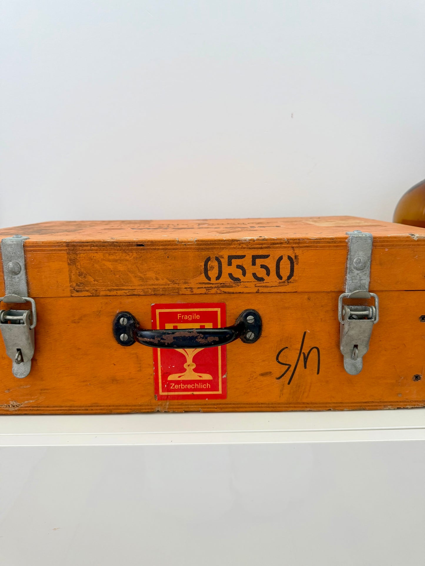 Valise vintage industrielle SWISSAIR