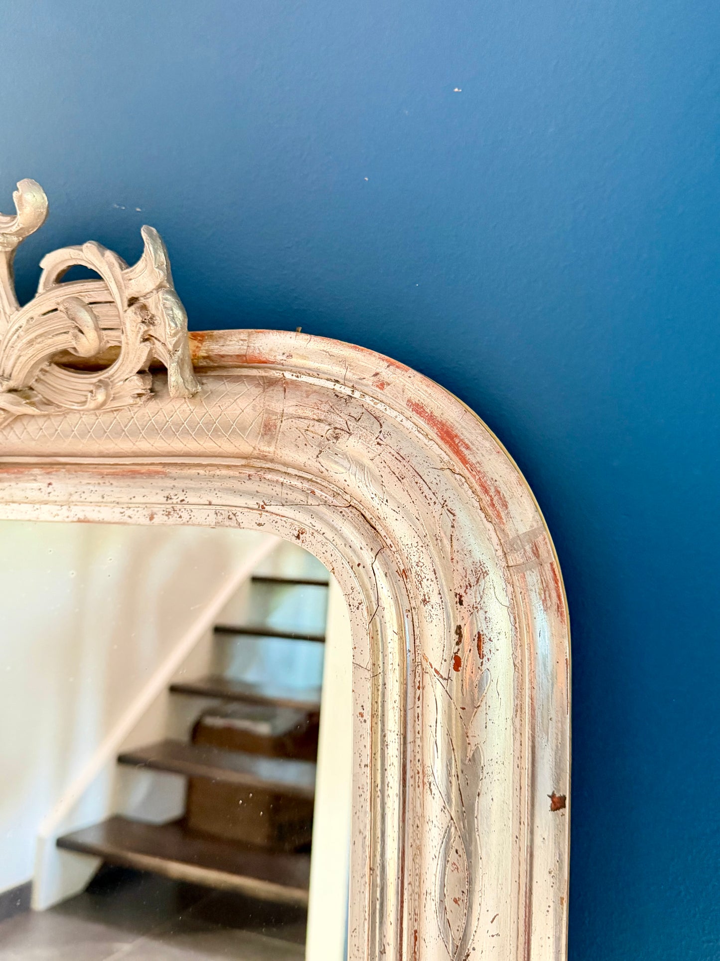 Miroir ancien Louis Philippe à la feuille d’argent