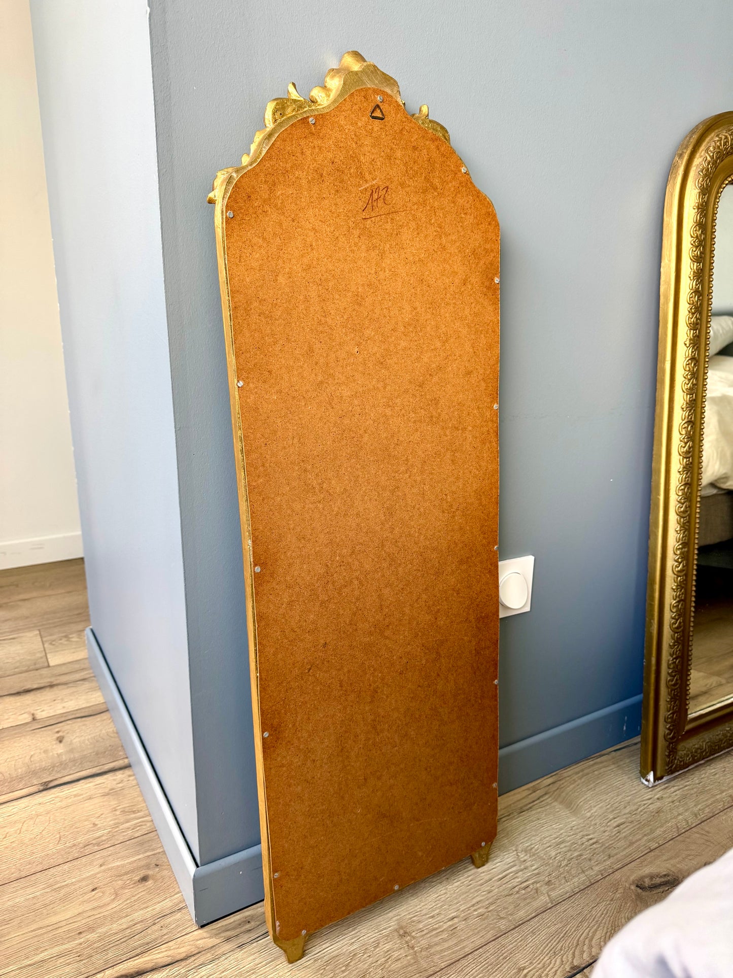 Miroir ancien doré style baroque