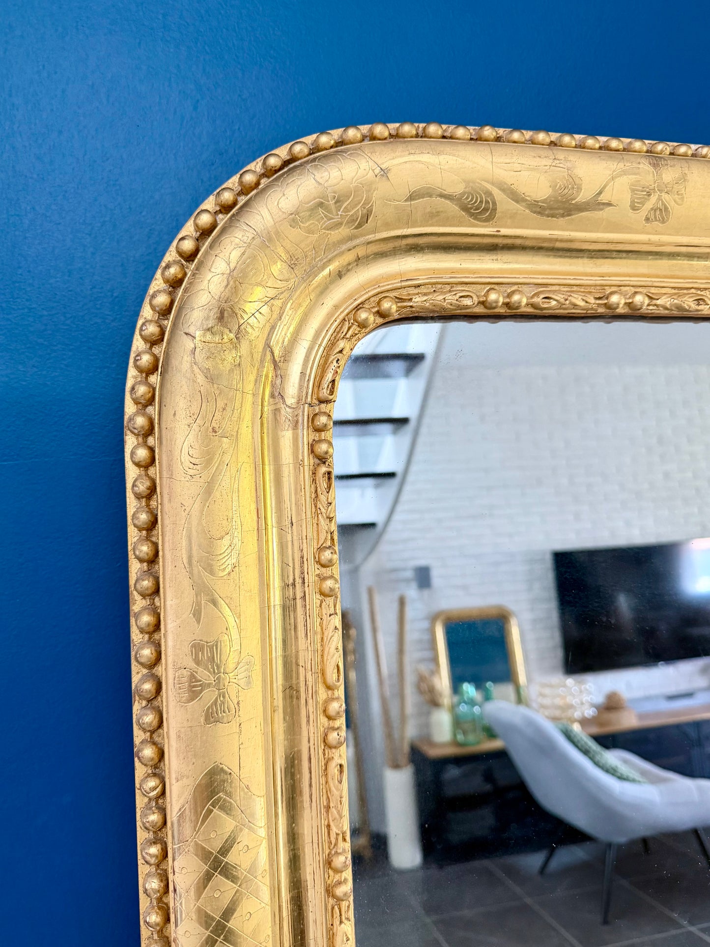 Somptueux miroir ancien Louis Philippe doré à la feuille d’or