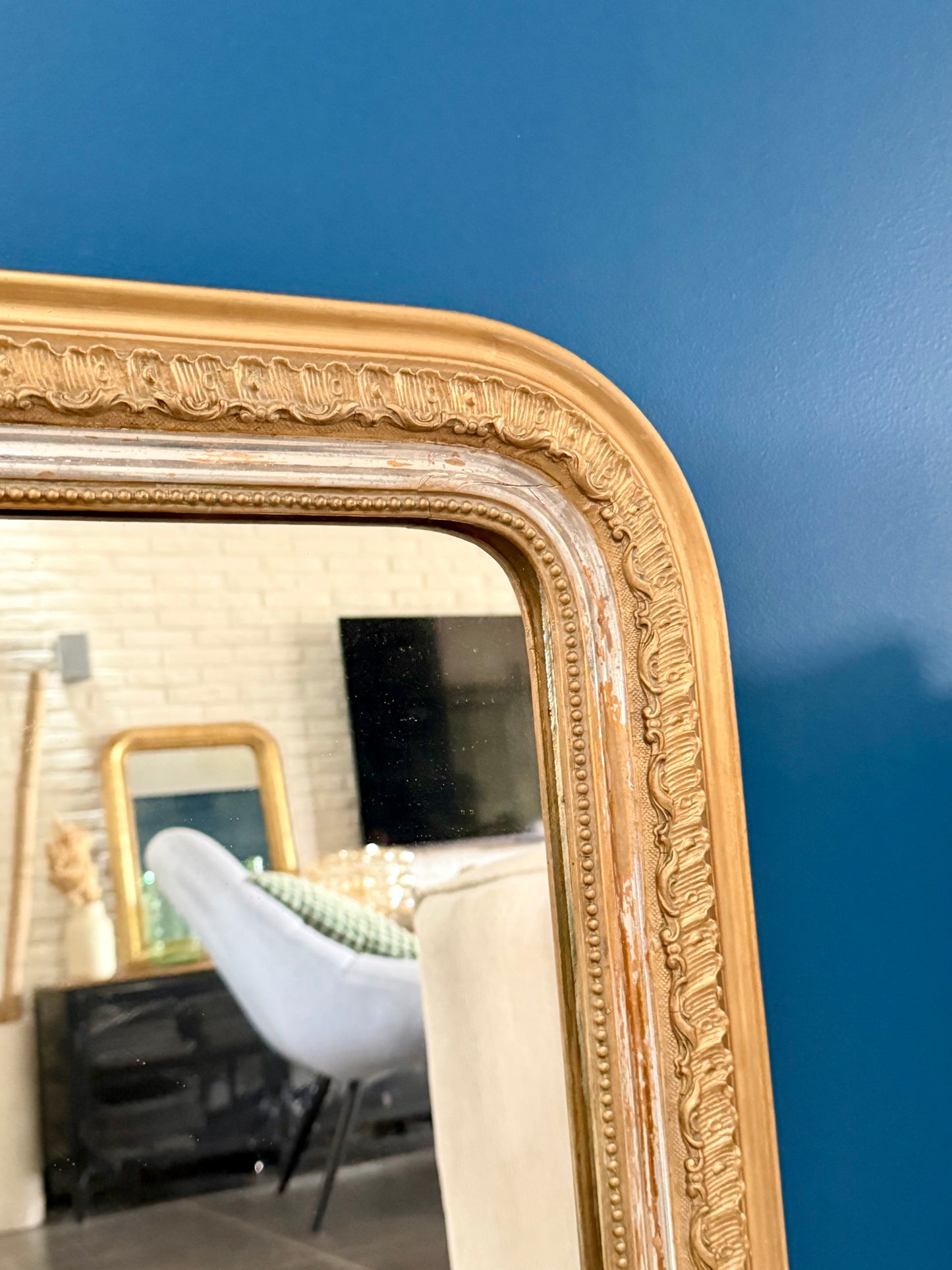 Miroir ancien Louis Philippe doré et subtile feuille d’argent