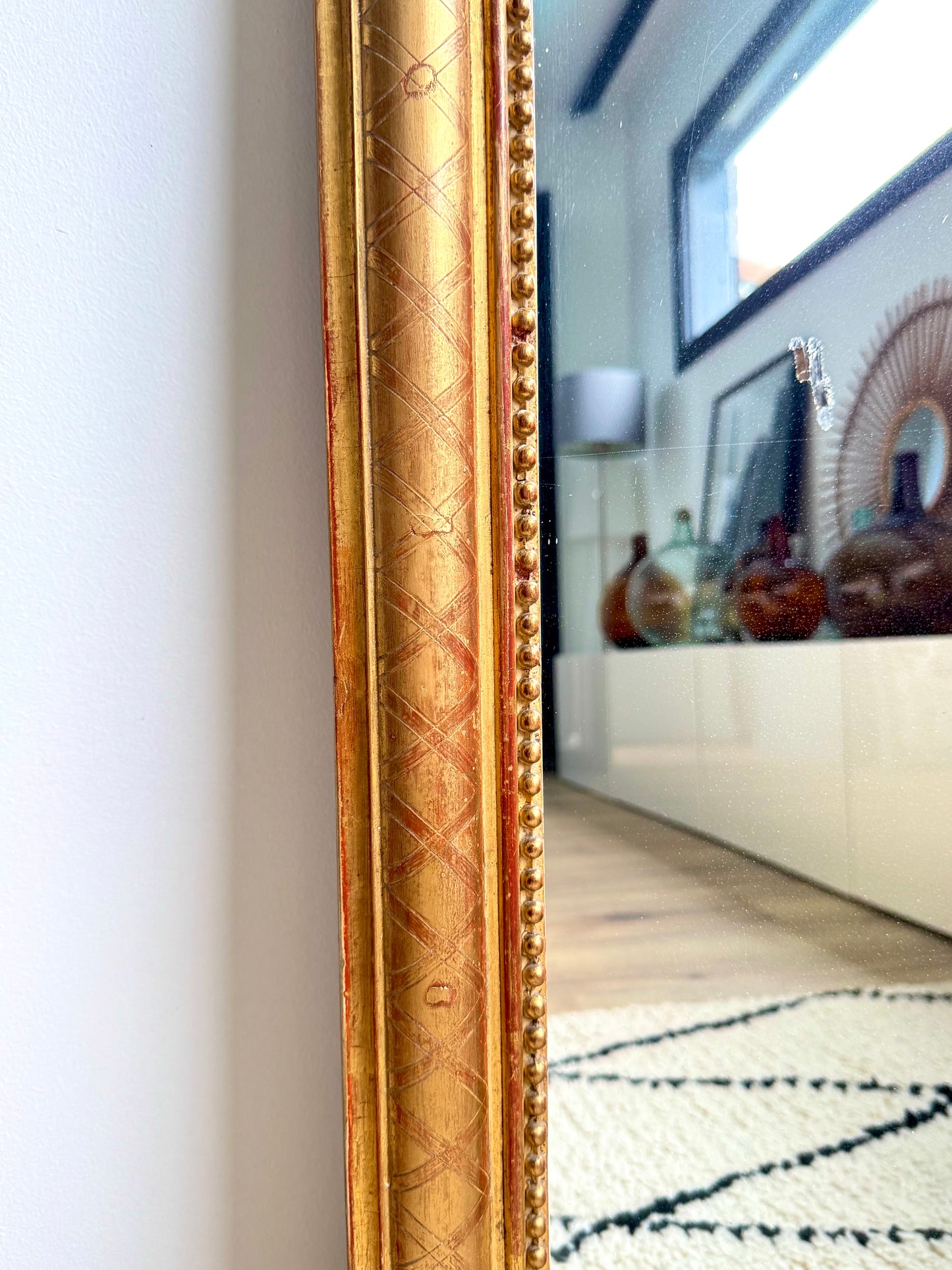 Miroir ancien Louis Philippe, doré à la feuille d’or