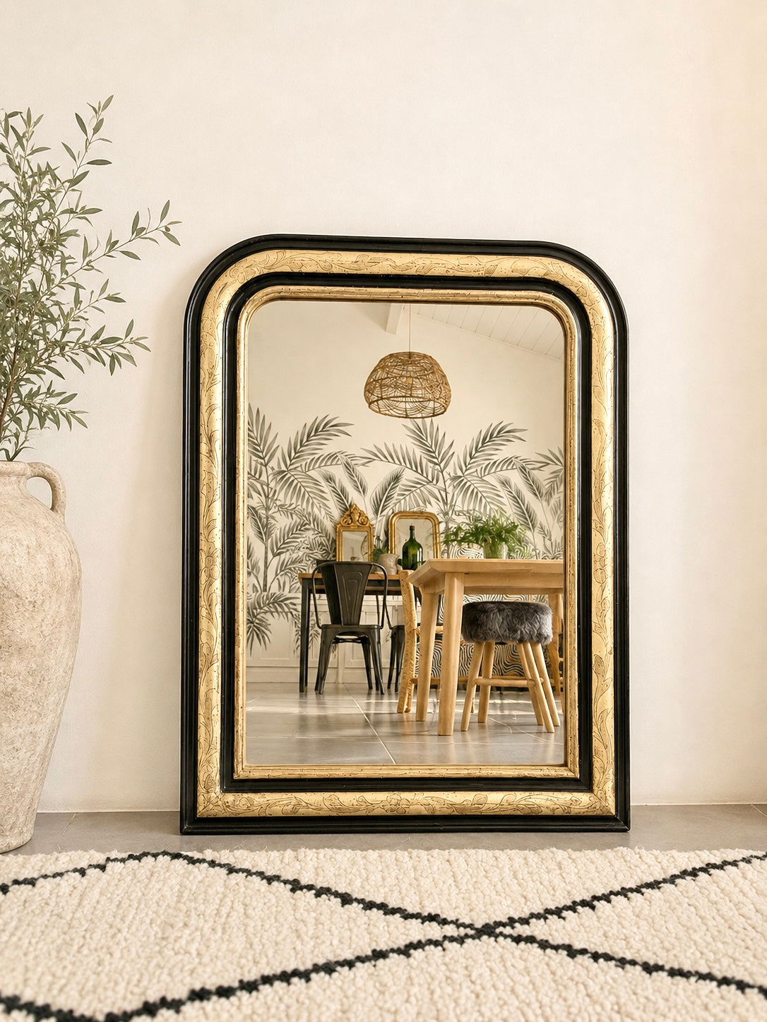 Miroir ancien Louis Philippe doré à la feuille d’or et noir