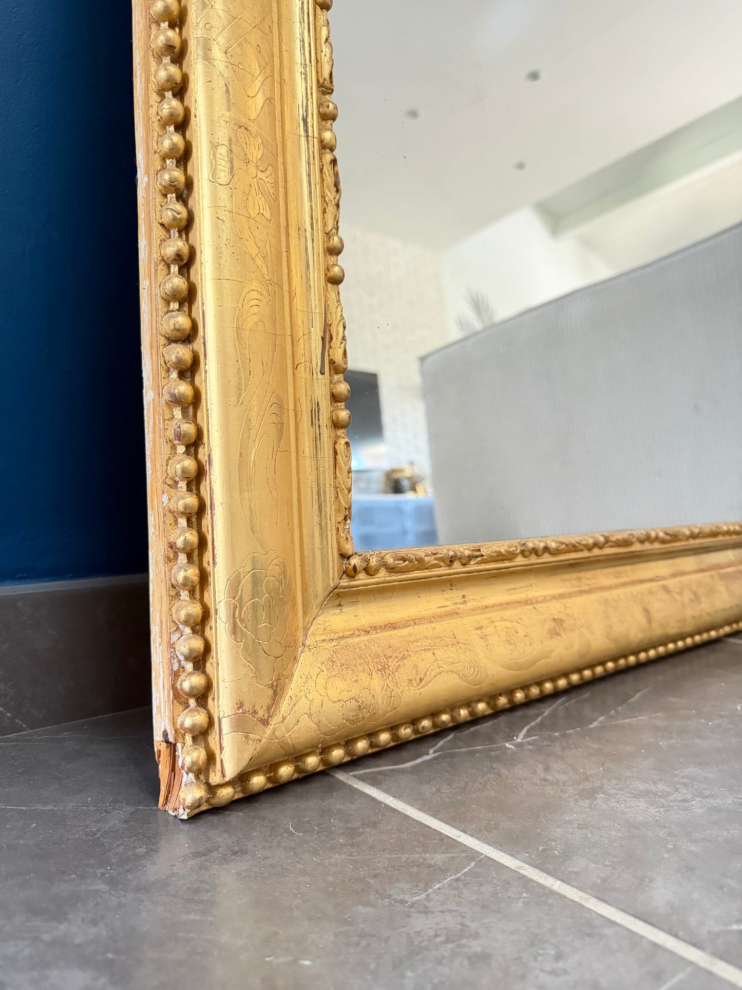 Somptueux miroir ancien Louis Philippe doré à la feuille d’or