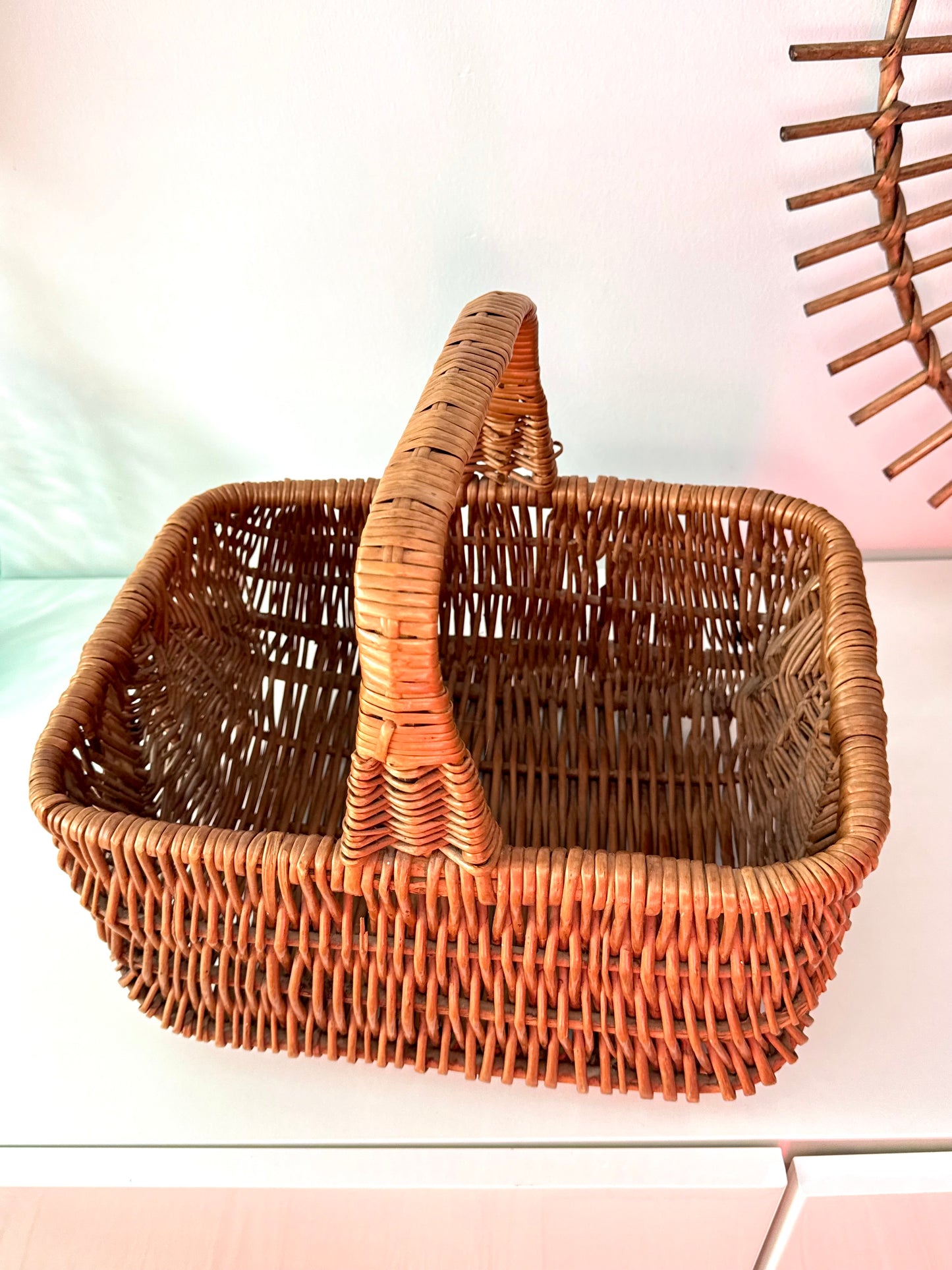 Panier ancien en osier