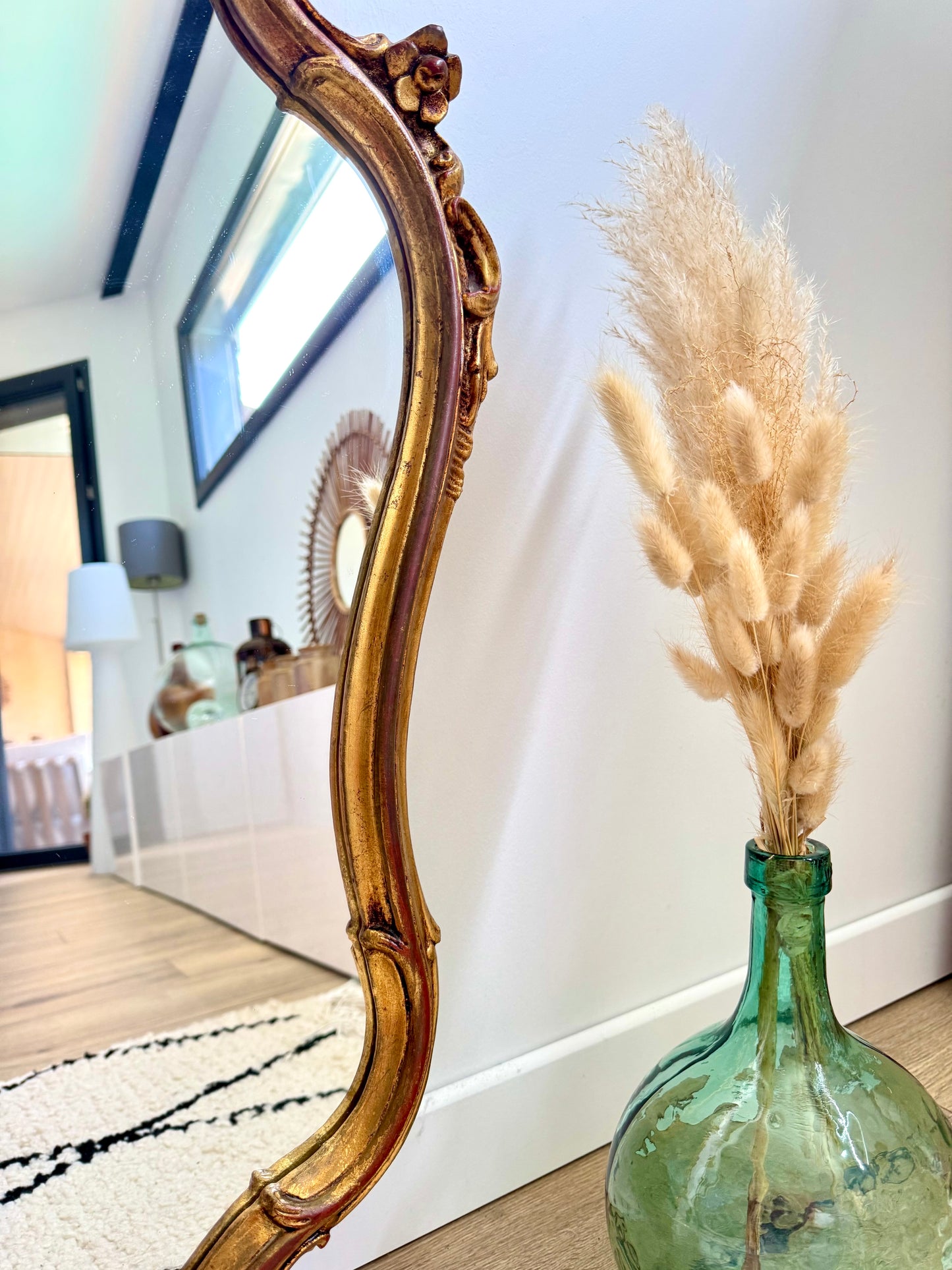 Miroir ancien doré, style baroque